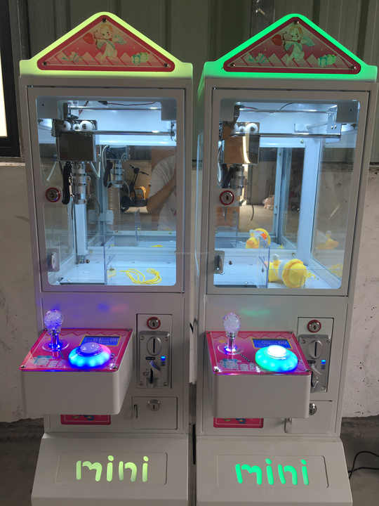 Mini Jetonlu Mega Küçük Pençe  - Arcade Toy Claw Vending Machine incelemesi ve fiyatı